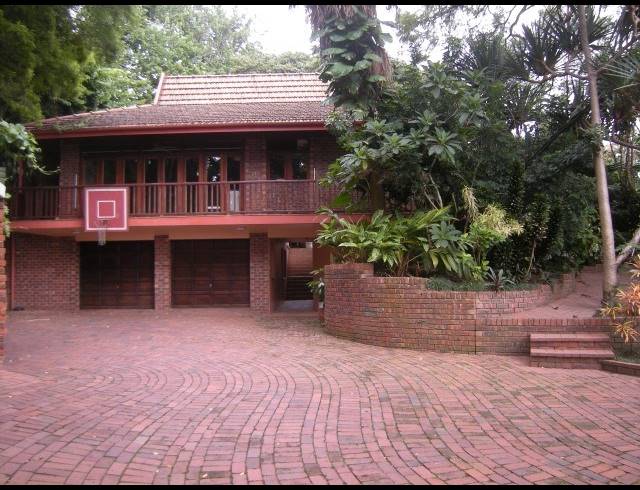 5 BEDROOM HOUSE FOR SALE IN RHODES